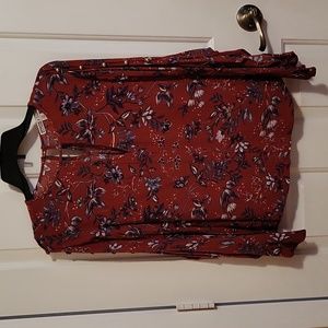 Bell sleeve floral blouse
